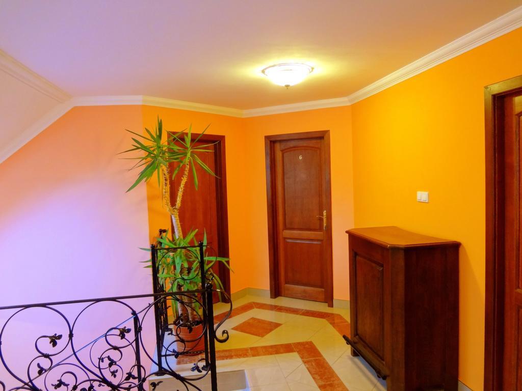 Horvath Vendeghaz Hotel Orosháza Buitenkant foto