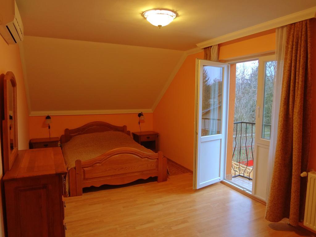 Horvath Vendeghaz Hotel Orosháza Kamer foto