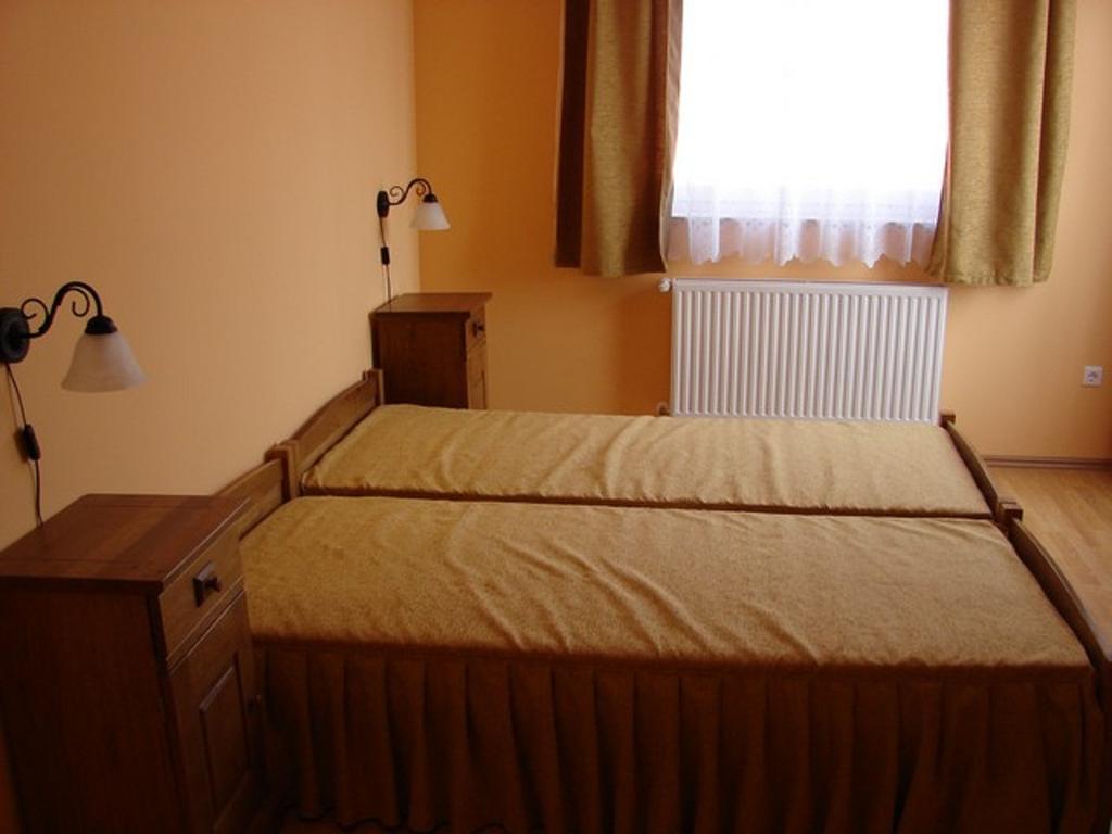 Horvath Vendeghaz Hotel Orosháza Buitenkant foto