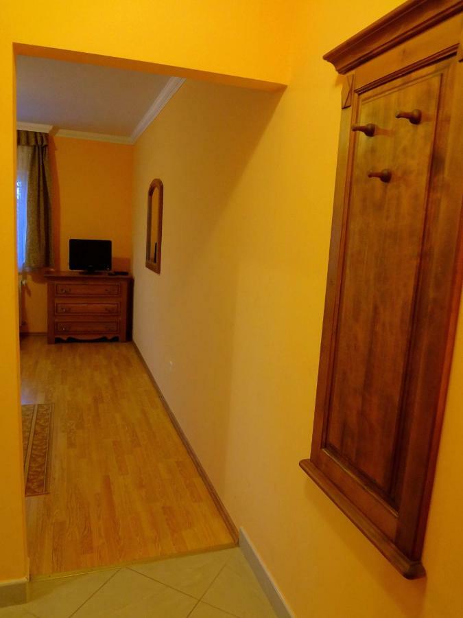Horvath Vendeghaz Hotel Orosháza Buitenkant foto